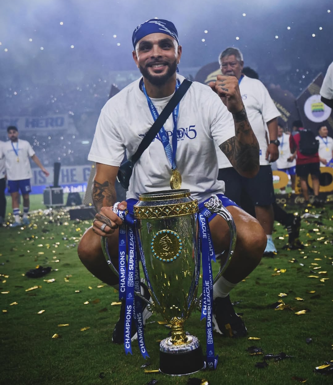 Layvin Kurzawa akhiri kerja sama dengan Persib (Foto: Ig @kurzawa)